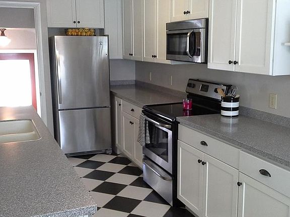 3rd image of 5139 W 6th St