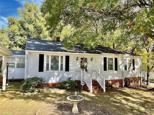 406 Ellen St, Roxboro, NC 27573