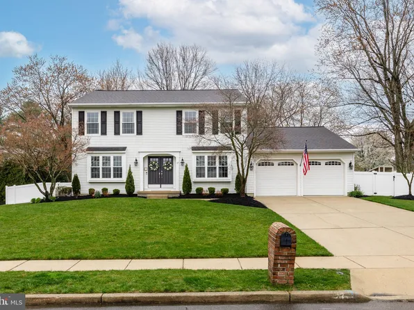 17 Easton Way, Hainesport, NJ 08036