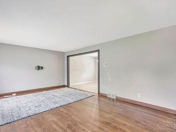 5th image of 2416 Madonna Dr