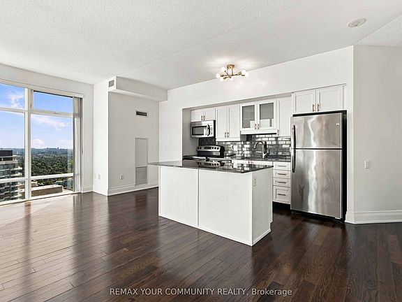5th image of 2191 Yonge St Unit 4411