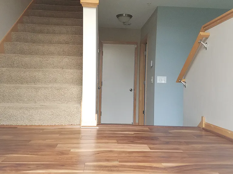 11749 Emery Village Dr N — Photo 25