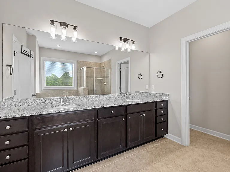 1004 Tarsnet Ln — Photo 31