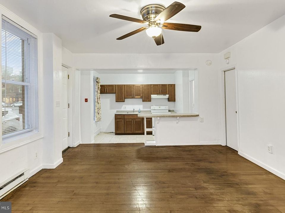 1st image of 600 E Girard Ave #1R