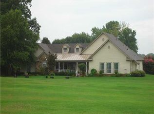 55 Woodsedge Cv, Eads, TN 38028