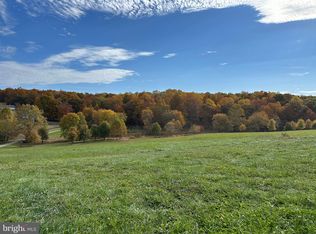 Grove Ln, Marshall, VA 20115