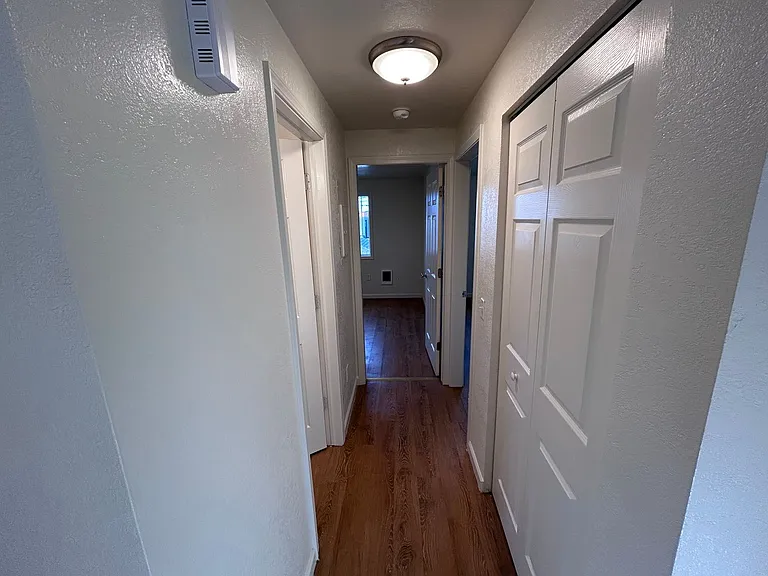 795 Elm Ave — Photo 15