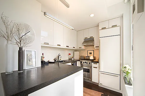 Rented by CORE | media 5