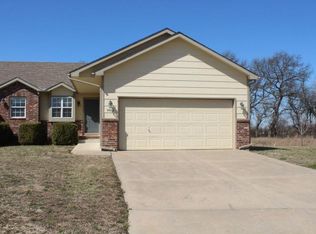 9952 E Kinkaid Cir, Wichita, KS 67207