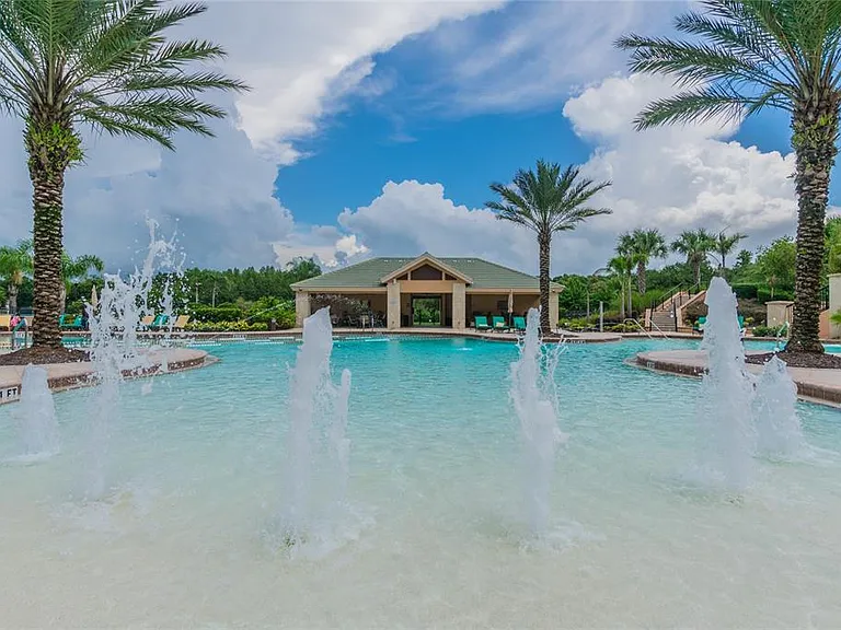 11027 Tahiti Isle Ln — Photo 66