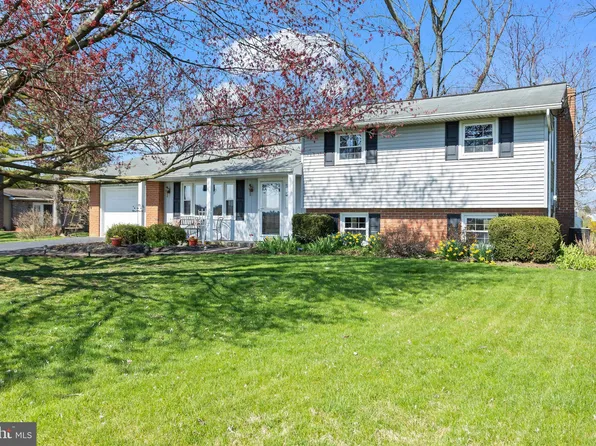 7 Buch Mill Rd, Lititz, PA 17543