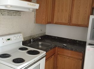 1721 N Mannheim Rd APT 15, Stone Park, IL 60165