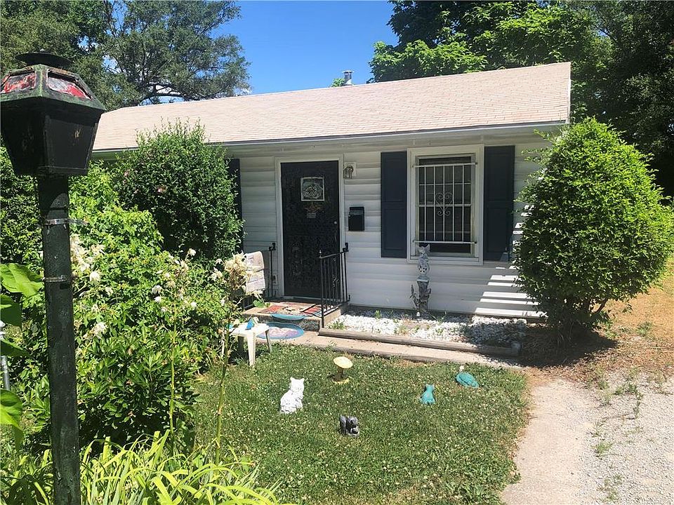 1st image of 5606 E 39th St