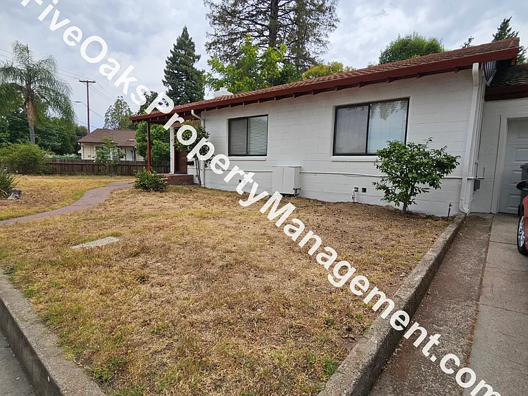 252 Folsom Rd #A — Photo 25