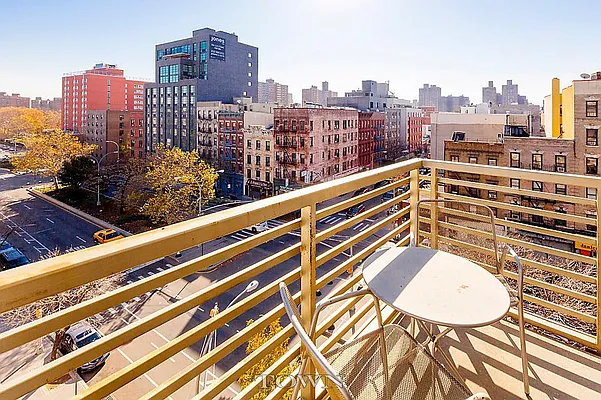 Rented by Town Residential | media 32