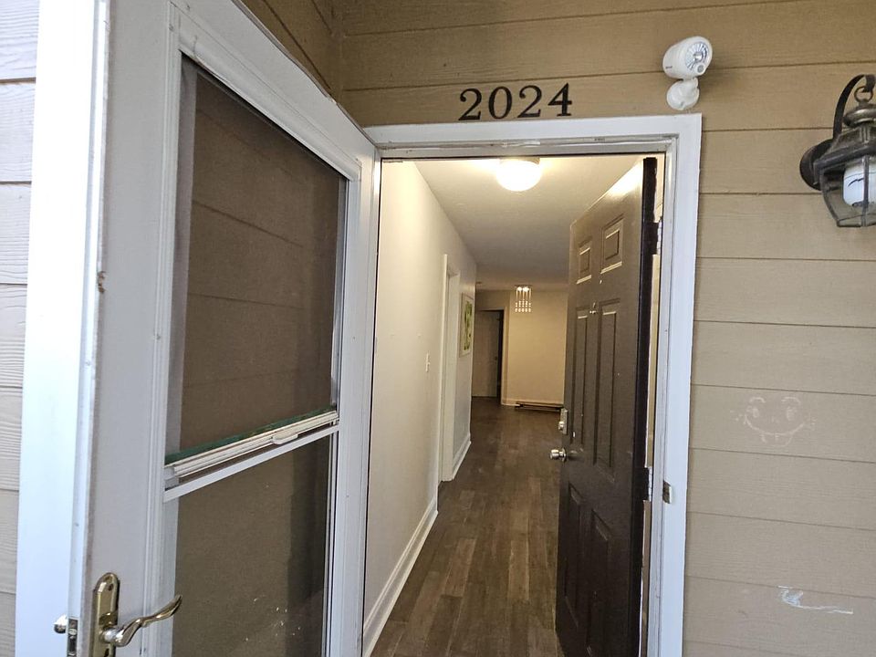 1st image of 2024 River Heights Walk SE