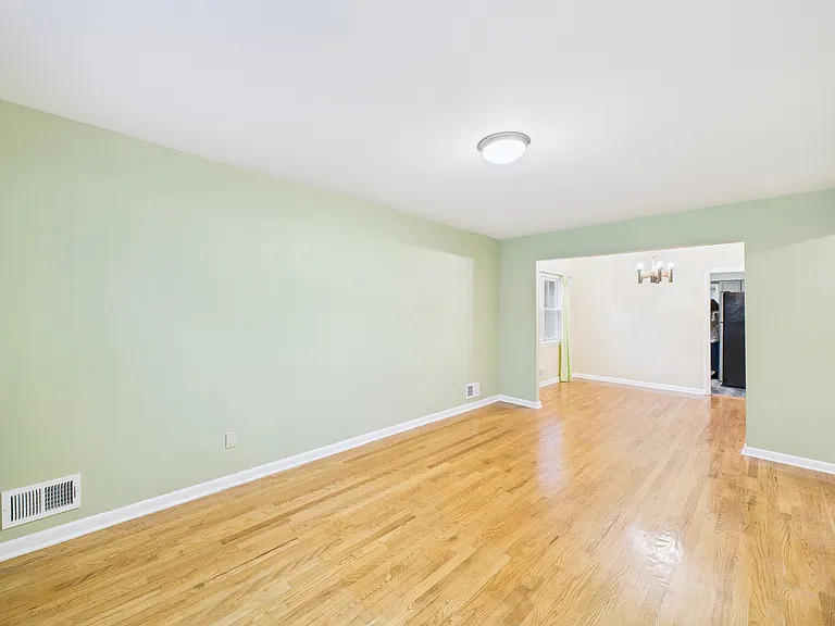 114 Ackerman Ave #1 — Photo 4