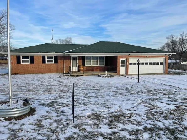 2535 Sherwood Forest Dr, Nashville, IN 47448