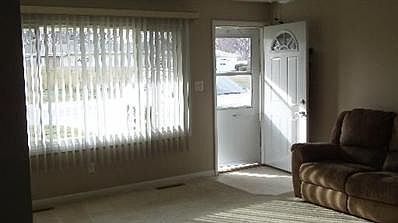 2nd image of 556 E Juniper Ln