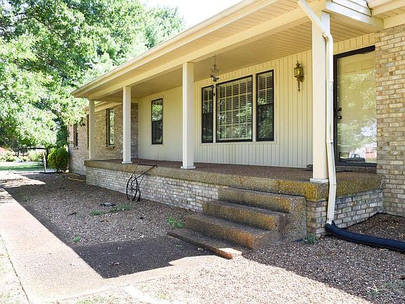 2nd image of 251 Albright Ln