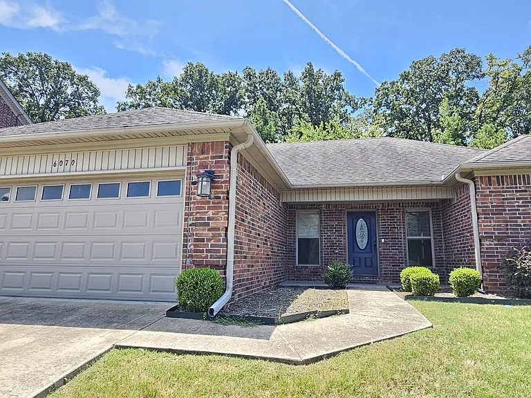 6070 Allwood Dr — Photo 1