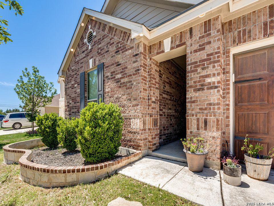 21807 Yucca Bend, San Antonio, TX 78261 | Zillow