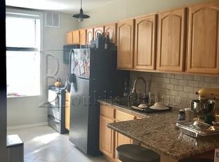 2832 35th St APT 2, Astoria, NY 11103