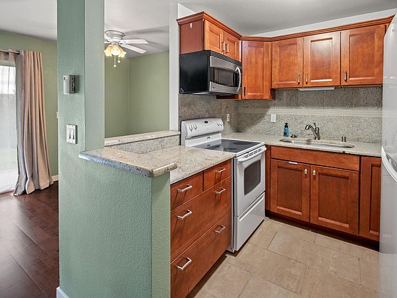 3rd image of 12429 NE 130th Ct APT G101