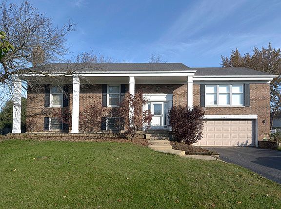 2nd image of 1040 W Yale Ct
