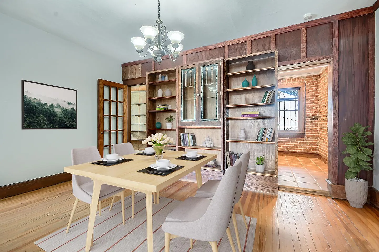 Charming Five Points home only blocks from downtown — Photo 2