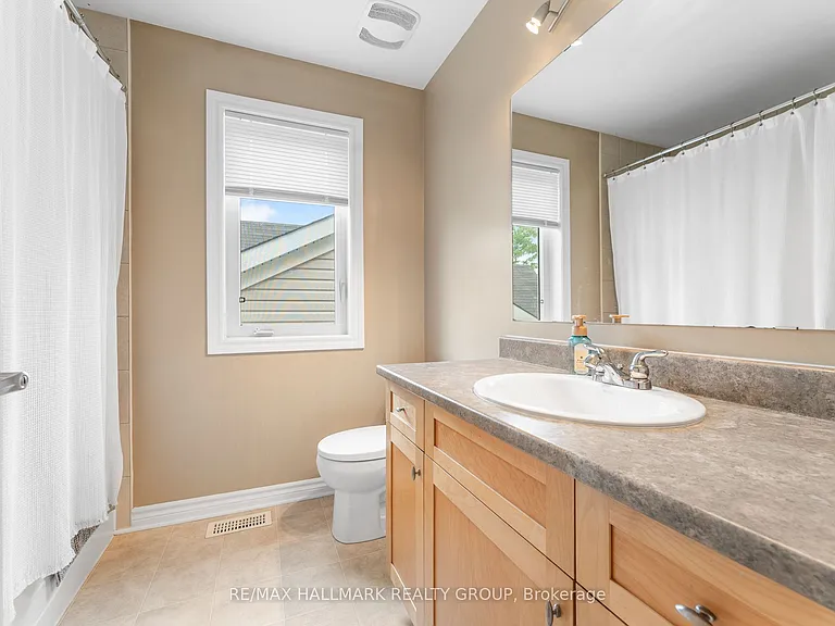 224 Tempest Dr — Photo 35