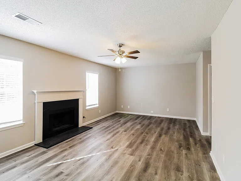 4341 Ward Bluff Ct — Photo 4