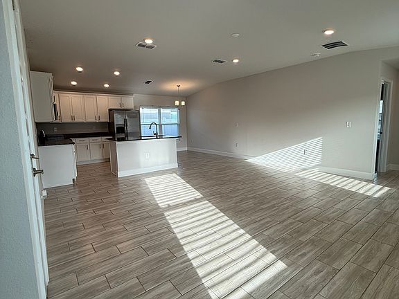 3rd image of 36132 Trinity Glade Rd