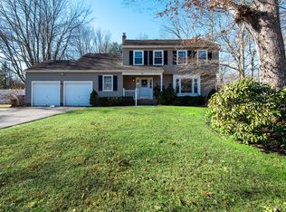 102 Shadowbrook Dr, Toms River, NJ