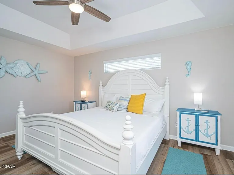6320 Beach Dr — Photo 14
