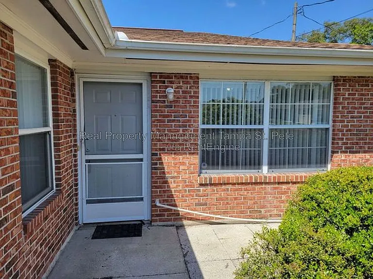 8144 Omaha Cir — Photo 5