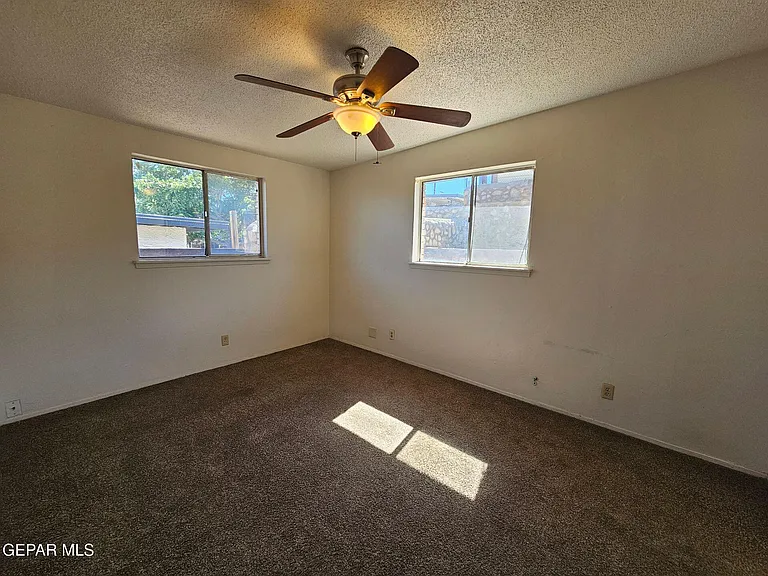 8833 Celestial Pl — Photo 17