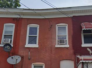 22 Chase St, Trenton, NJ 08638