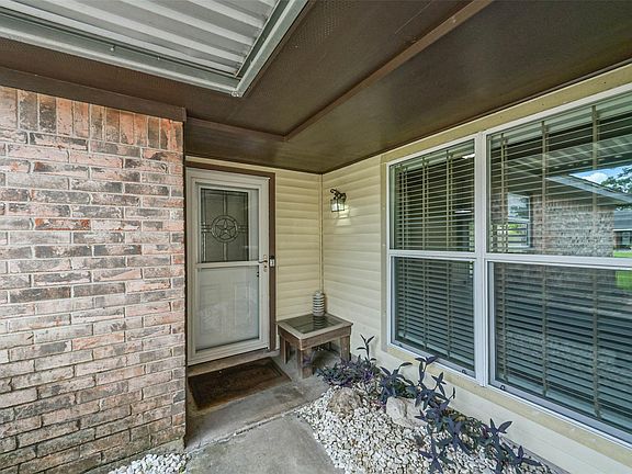 2nd image of 7903 Parkglen Dr