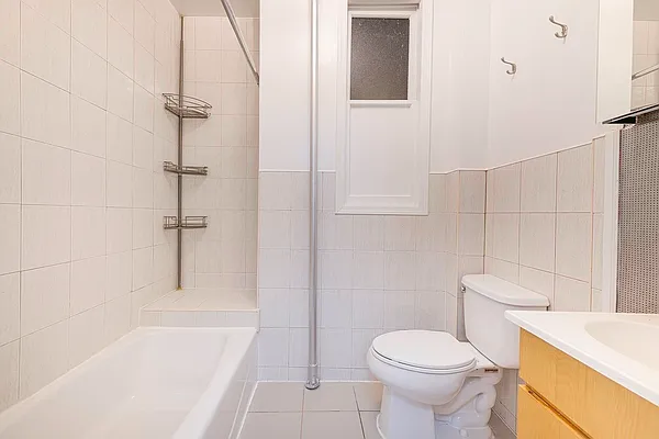 Rented by REAL New York | media 6