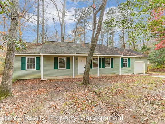 2nd image of 112 Chapel Hill Ln