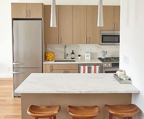 1st image of 306 W 97th St APT 44