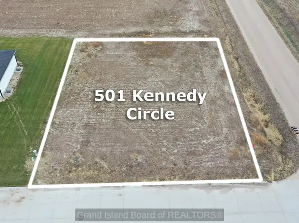 501 Kennedy Cir, Palmer, NE 68864