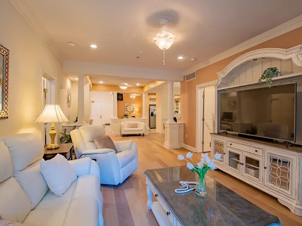 1000 Albion Rd #1106, Bedford, MA 01730