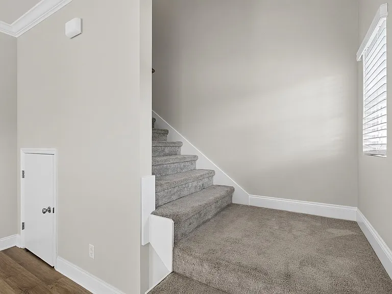 266 NE Bellingham Cv — Photo 13