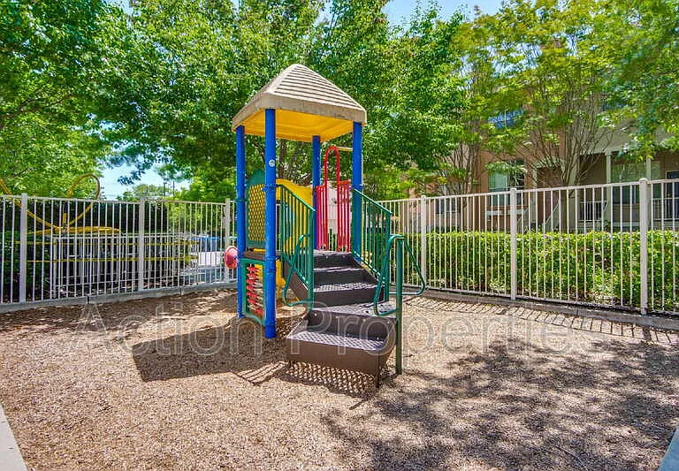 118 Pacchetti Way — Photo 35