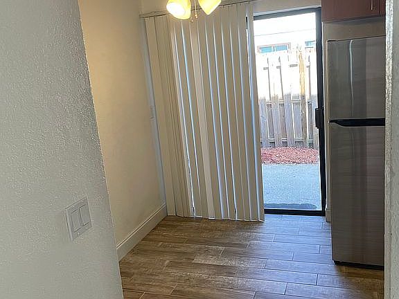 2nd image of 980 Canalview Blvd #J8
