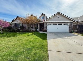 6823 E Griffith Way, Fresno, CA 93727