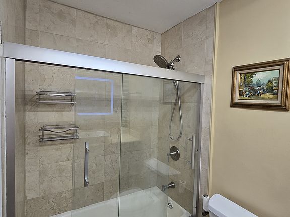4th image of 155 N Harbor Dr APT 1705