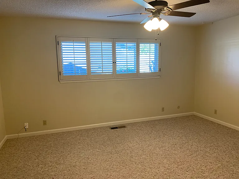 86 Starglow Cir — Photo 36